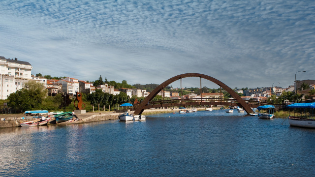 Puente  Peatonal de Madera